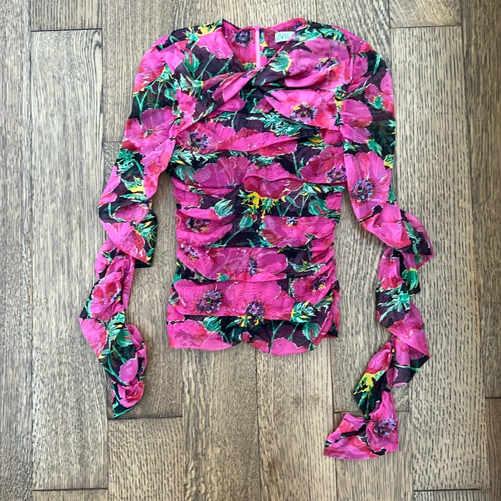 Zara Mesh Scrunch Long Sleeve Going Out Top